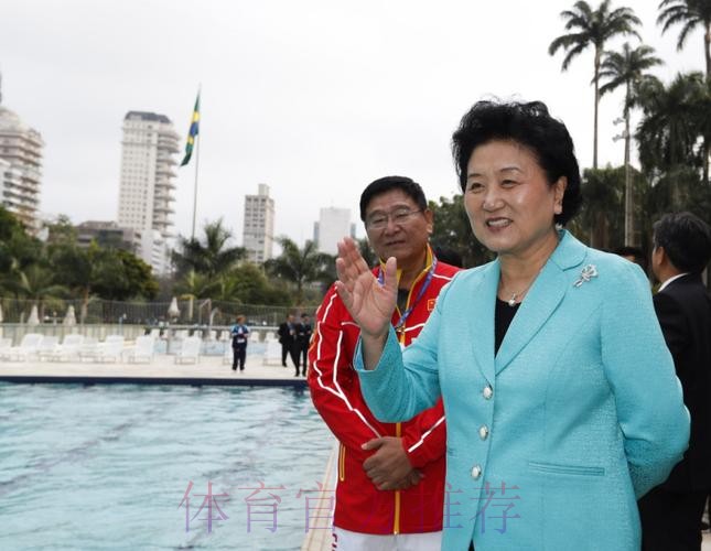 刘延东会见中国女子足球队 勉励队员再造辉煌 刘延东会见中国女子足球队 勉励队员再造辉煌